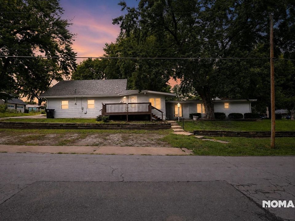 1st image of 420 E Aberdeen St