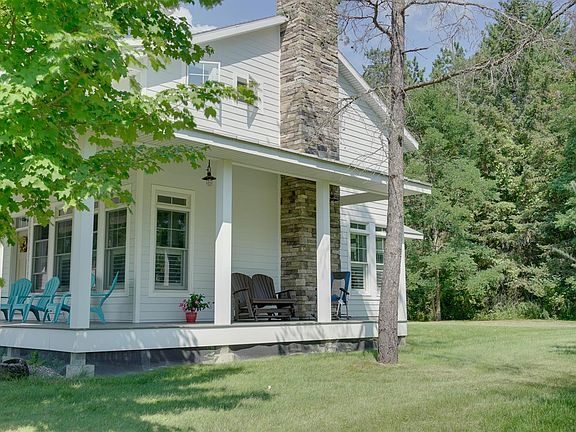 3rd image of 125 Tamarack Ln