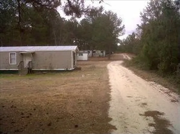 38 Rustic Ln, Lugoff, SC 29078