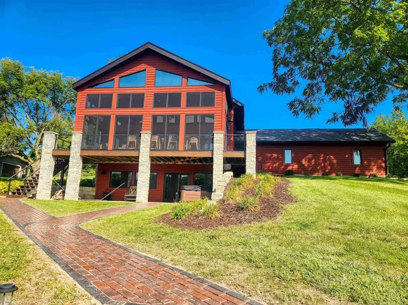 25-64 Cottage Hill Ct, Lanark, IL 61046