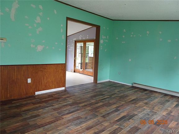 4th image of 4954 Creaser Rd