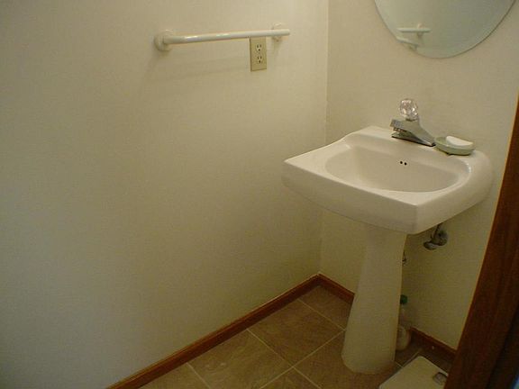 4th image of 2587 Lockwood Dr #0