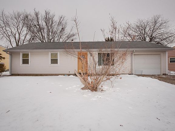 2nd image of 1400 Sherwood Dr