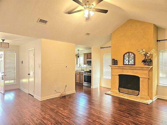 5th image of 16211 Noblewood Way