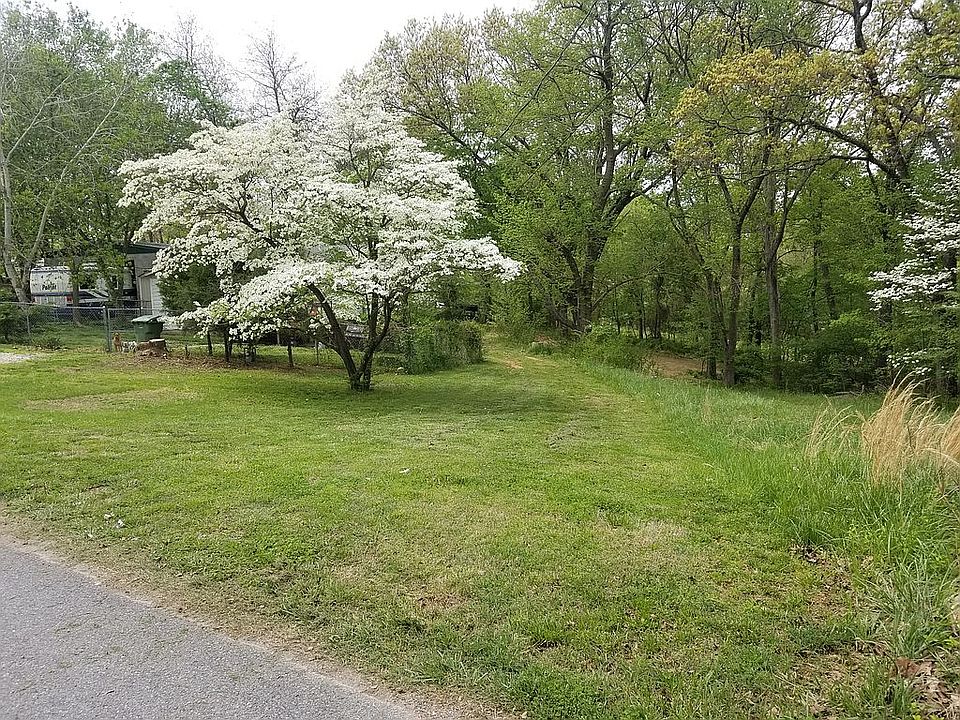 1st image of 717 E Hilltop Dr