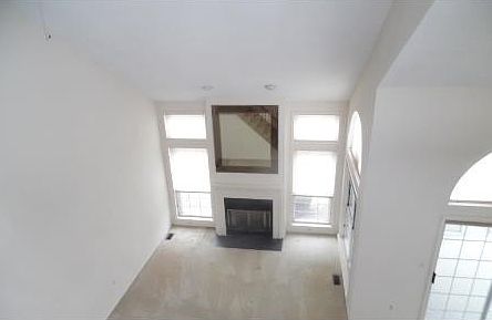 3rd image of 4A Rutherford Hayes Dr