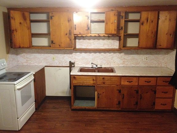3rd image of 48 Hungerford Avenue # Fl 3rd