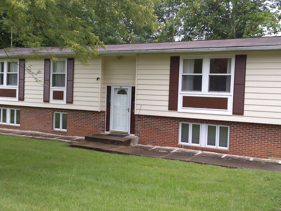 1st image of 405 Oakridge Dr