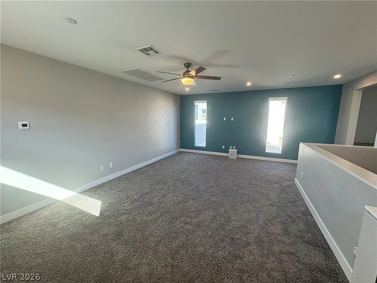 2662 Catania St — Photo 32