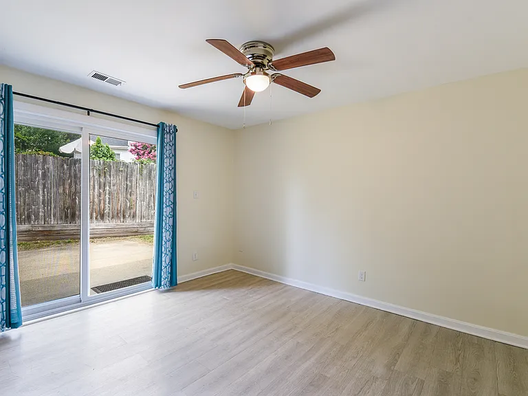 7822 Citadel Ct — Photo 10