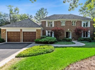 1241 Grove Ct, Lake Forest, IL 60045