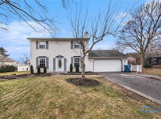 9667 Charlemont Rd, Perrysburg, OH 43551