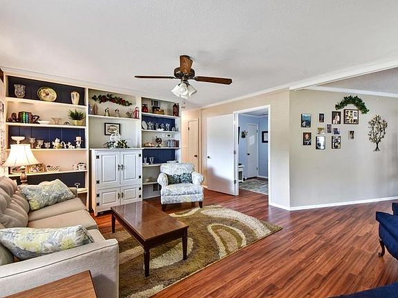 3rd image of 2418 Princess Carol Ct