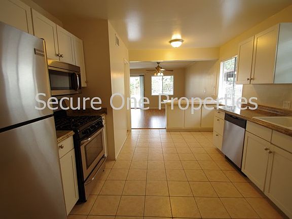 4th image of 18832 Schoenborn St