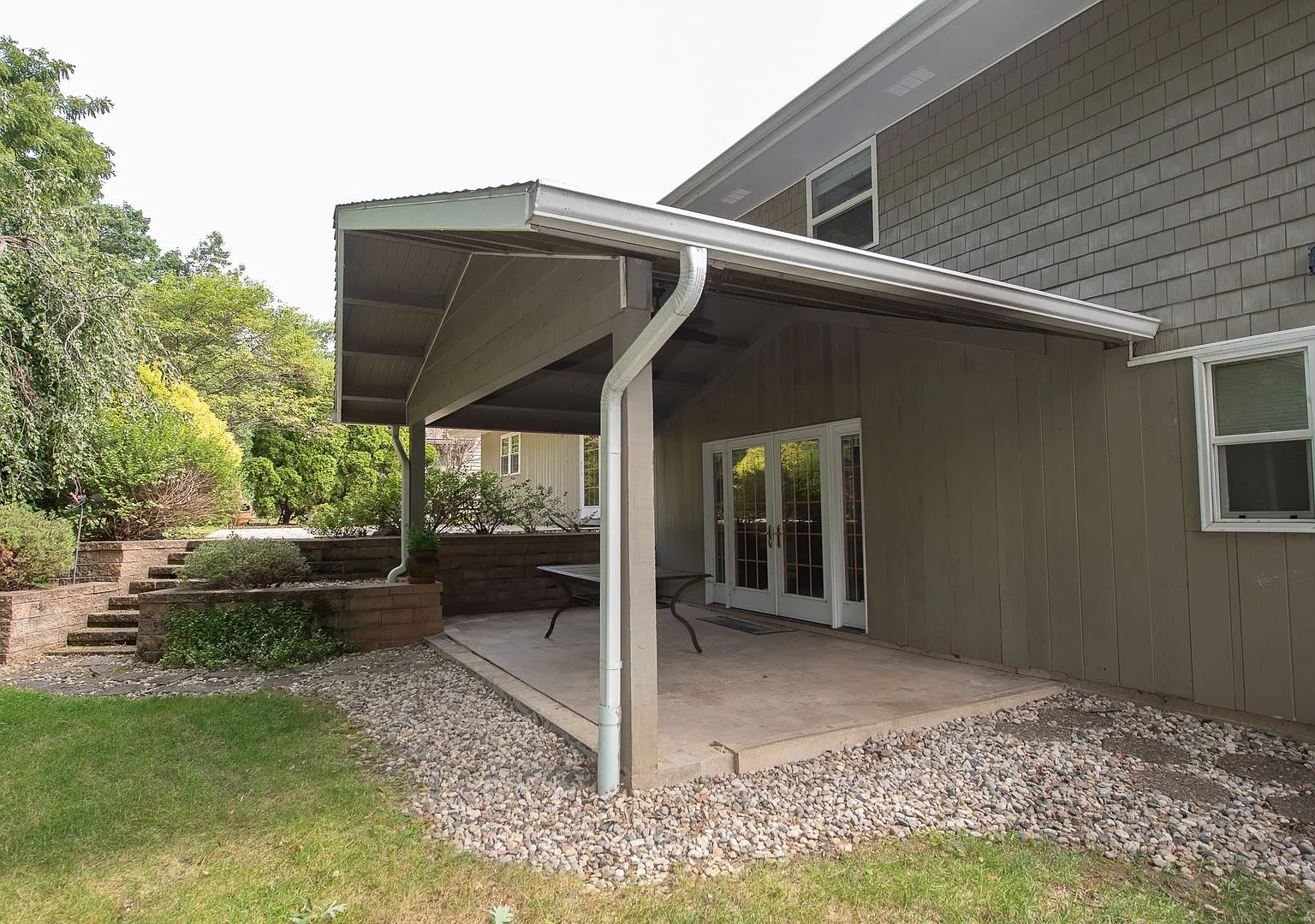 Beautiful 5 Bedroom Home Updated Home In West Lafayette Schools — Photo 2