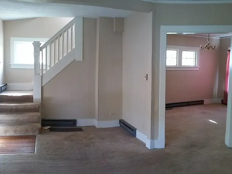 Highland Ave — Photo 5