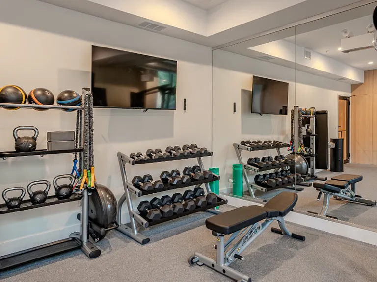 Sixty44 Residences — Photo 5