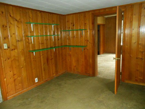 5th image of 232 Park Cir