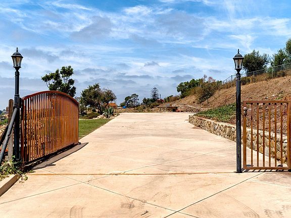 2nd image of 55 Santa Cruz Way
