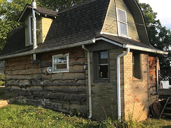 3rd image of 5905 Hickory Hill Dr