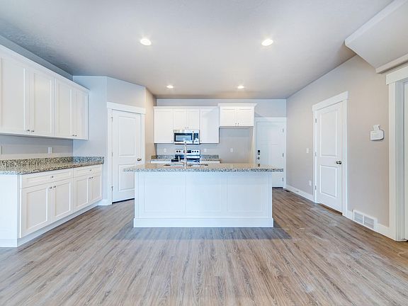 3rd image of 4415 W Glendon Dr