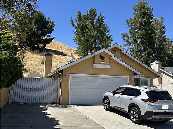 2nd image of 28243 Royal Rd