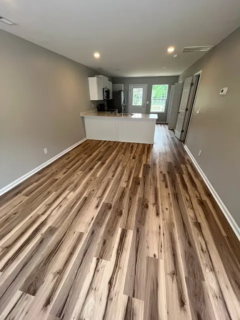 2 bed, 1.5 bath, $1,100 — Photo 4