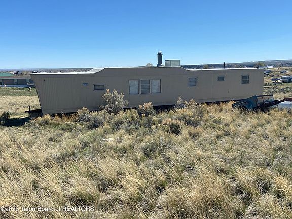 3rd image of 10 Oriole Ln