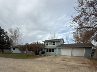 319 E 6th Ave, Dayton, WY 82836
