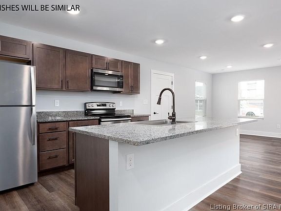 4th image of 130 Winthrop Ave