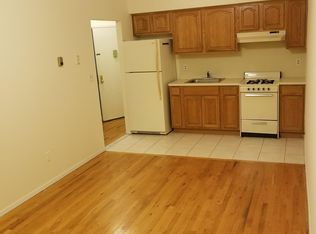 914 Bay Ridge Pkwy #3, Brooklyn, NY 11228