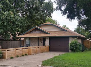 1404 W Centennial Dr, Rogers, AR 72758