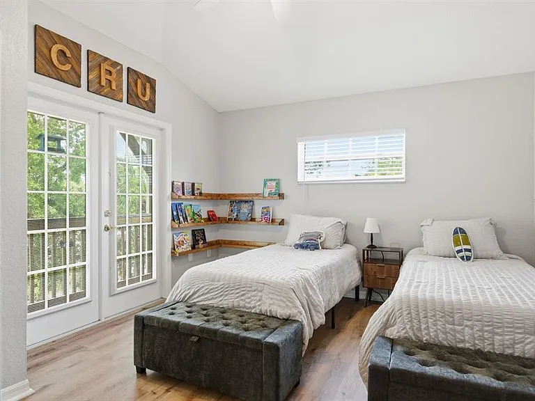 6731 Arroyo Dr — Photo 30