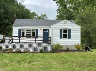 4664 Kennedy Rd, Lowellville, OH 44436