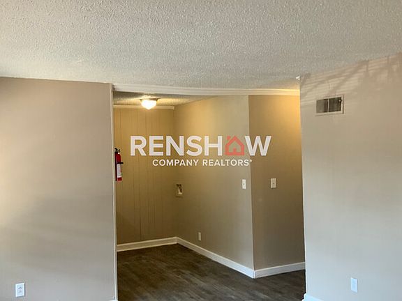 5th image of 100 Marr Dr APT 19