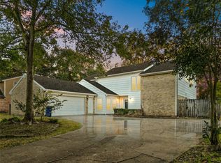 1023 Cragmore Dr, Seabrook, TX 77586