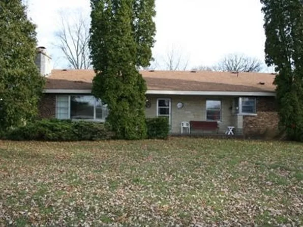501 S Emerald Dr, McHenry, IL 60051