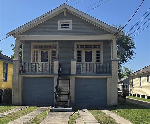 3rd image of 2640-42 Jasmine St #2640