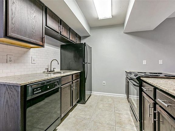 5th image of 43 Ormond Pl