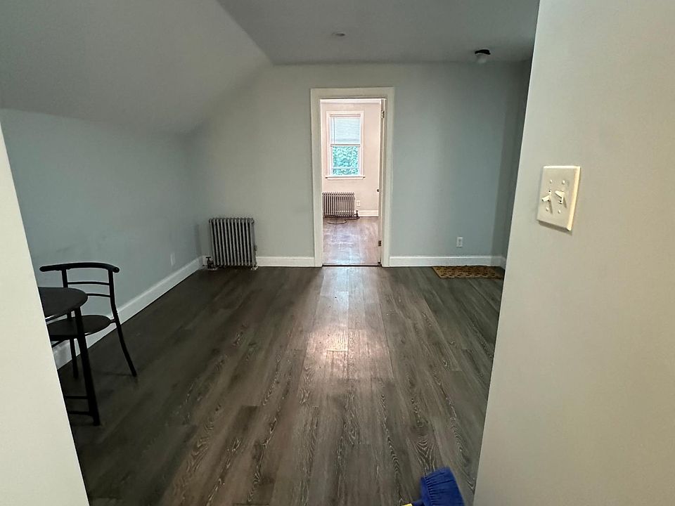 1st image of 47-49 S 12th St #3