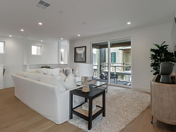 5th image of 15004 Briggs Ct #118