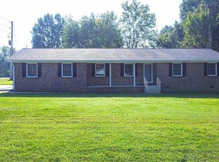 6875 Greenfield Dr, Paducah, KY 42003