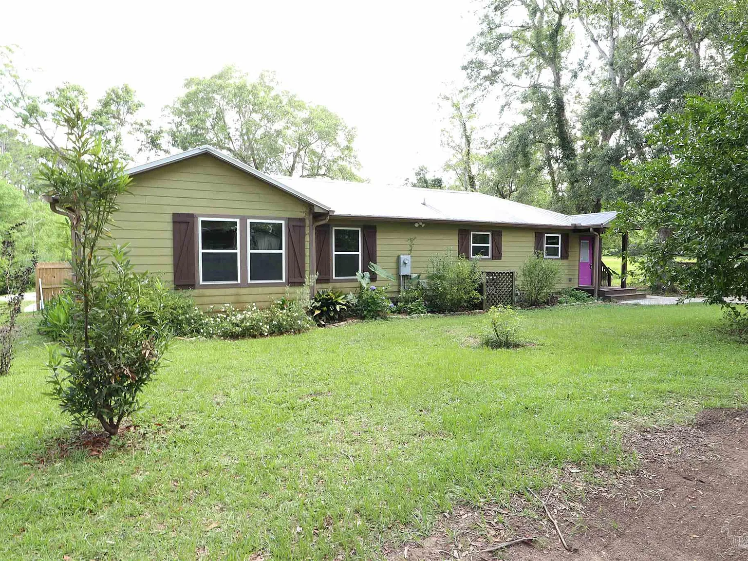 3 bed, 1500 sqft, $2,300 — Photo 2