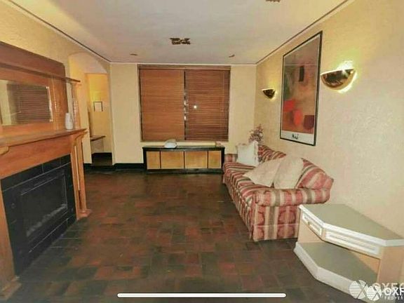 4th image of 22 W 77th St #227