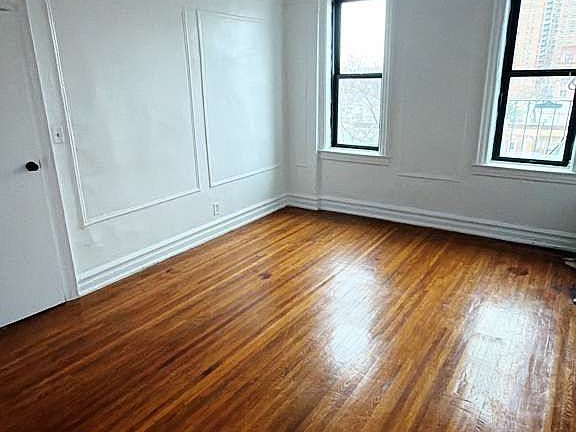 5th image of 332 Rogers Ave APT E12