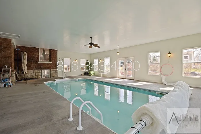 2924 Harrison St — Photo 15