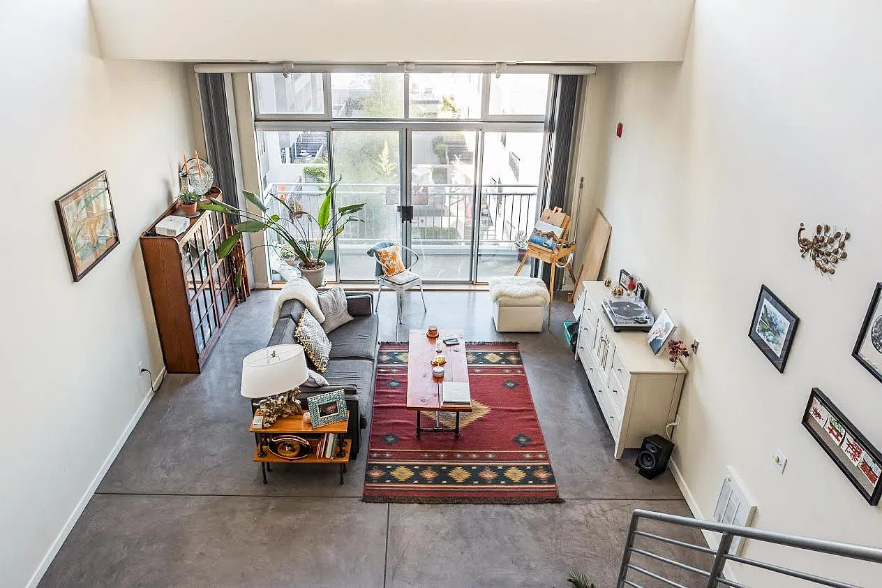 1 bed, 950 sqft, $4,595 — Photo 3