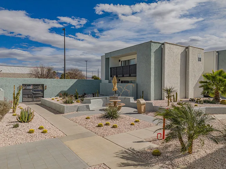 Echo Luxury Apartments — Photo 141