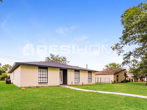 2nd image of 14323 Lourdes Dr