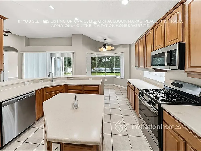 12575 Cara Cara Loop — Photo 9